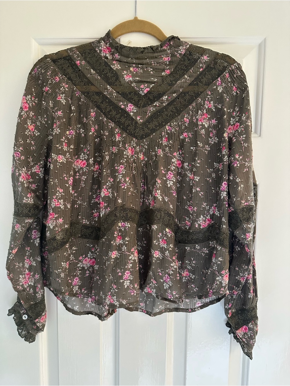 NWT- Loveshackfancy Floral Ravelle Button-Front Lace Trim Blouse- size small - Picture 7 of 8